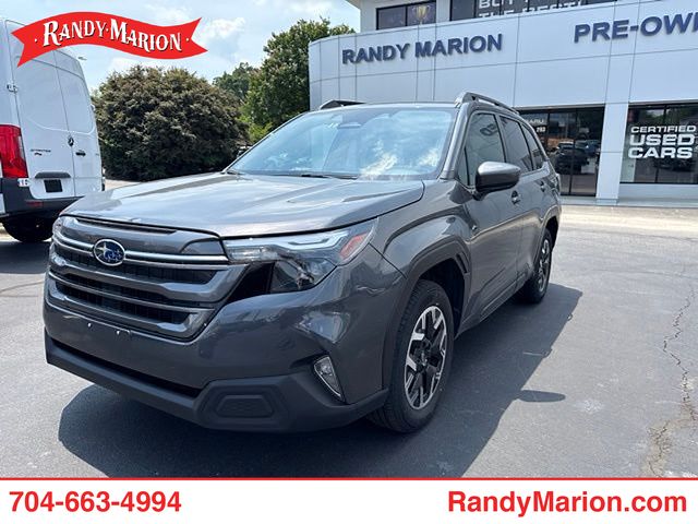 Magnetite Gray Metallic 2025 Subaru Forester Premium Crossover AWD SUV / Crossover All-Wheel Drive Continuously Variable Transmission