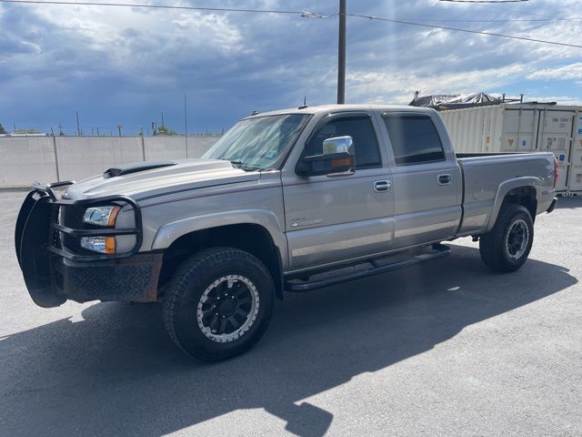 Light Pewter Metallic 2003 Chevrolet Silverado 2500HD 4 Dr LT 4WD Crew Cab SB HD Pickup Truck Four-Wheel Drive 5-Speed Automatic