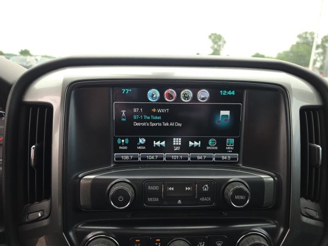 Used 2016 Red Chevrolet LT image 9