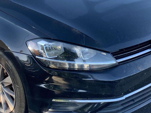 2019 Volkswagen Golf  2