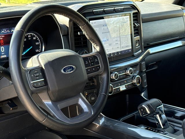 Used 2023 Blue Ford XLT image 16