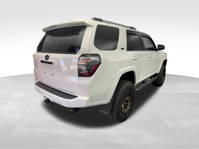 2022 Toyota 4Runner SR5 Premium 9