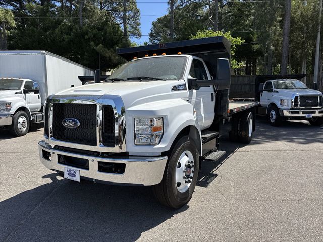 2027 Ford F-650's photo