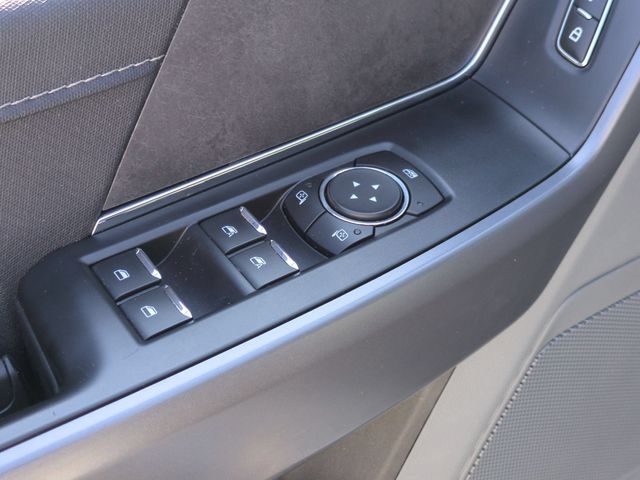 Used 2025 White Ford XLT image 13