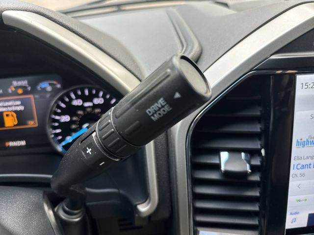 Used 2022 Oxford White Ford Lariat image 30