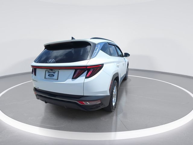 Used 2022 Quartz White Hyundai SEL image 8