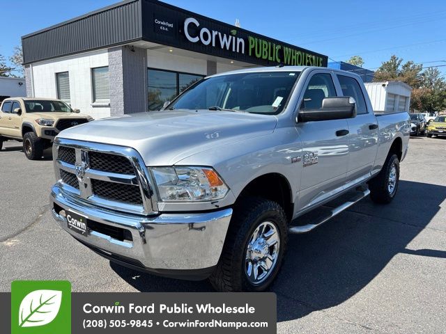 2015 RAM 2500 Plata (Bright Silver Clearcoat Metallic) Camioneta Todo terreno 6 velocidades Automática