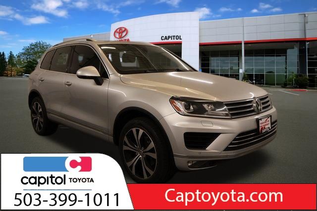 Reflex Silver Metallic 2017 Volkswagen Touareg V6 Wolfsburg SUV / Crossover All-Wheel Drive 8-Speed Automatic