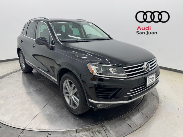 Black 2015 Volkswagen Touareg SUV / Crossover  8-Speed Automatic