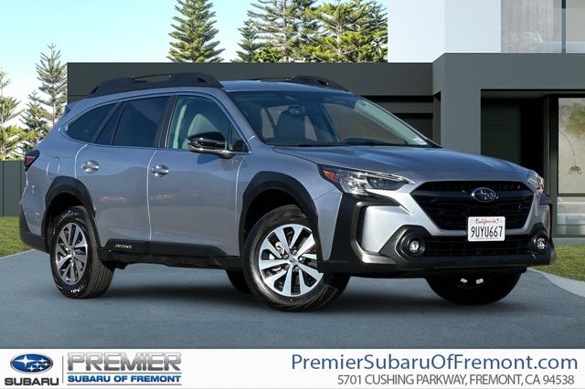 2025 Subaru Outback Premium's photo