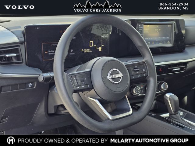 Used 2025 Nissan Kicks SUV