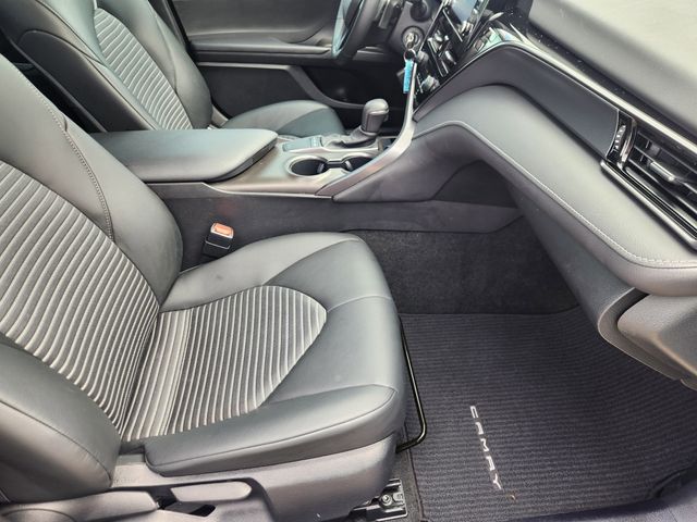 2023 Toyota Camry SE Silver at Community Honda