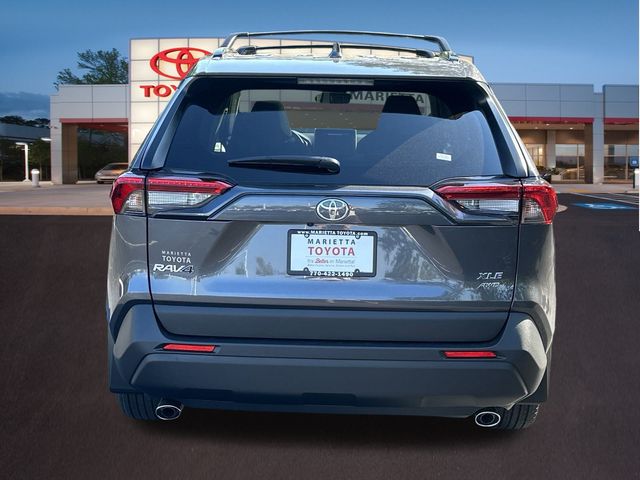 2024 Toyota RAV4 XLE 27