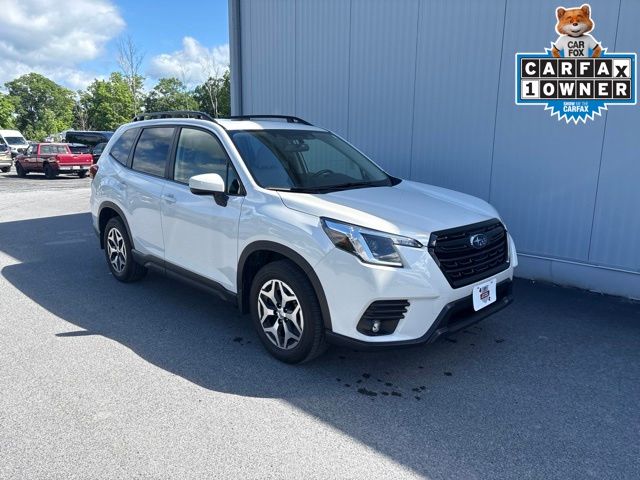Crystal White Pearl 2024 Subaru Forester SUV / Crossover All-Wheel Drive Continuously Variable Transmission