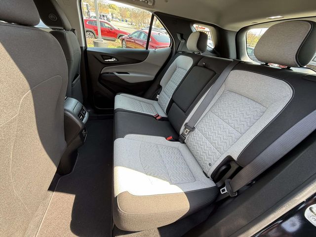 2022 Chevrolet Equinox LS - Photo 15