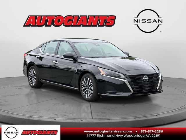 Super Black Clearcoat 2025 Nissan Altima 2.5 SV FWD Sedan Front-Wheel Drive Continuously Variable Transmission