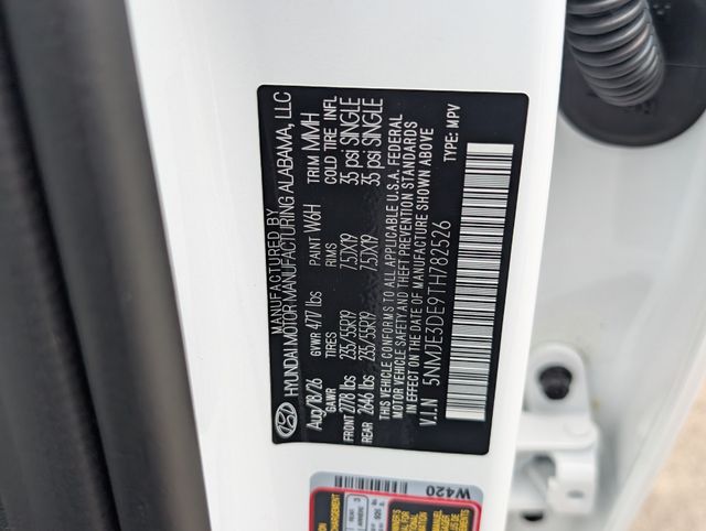 2026 Hyundai Tucson Limited White at DeMontrond Gulf Freeway