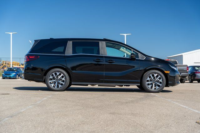 2025 Honda Odyssey EX-L 8