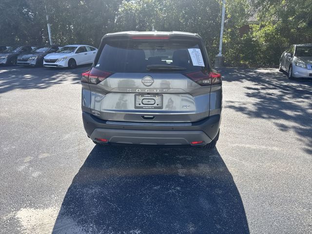 Used 2023 Gray Nissan SV image 6