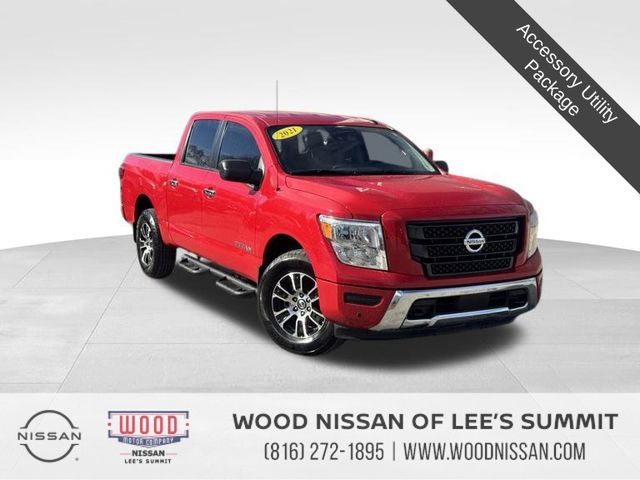 2021 Nissan Titan SV Crew Cab 4WD