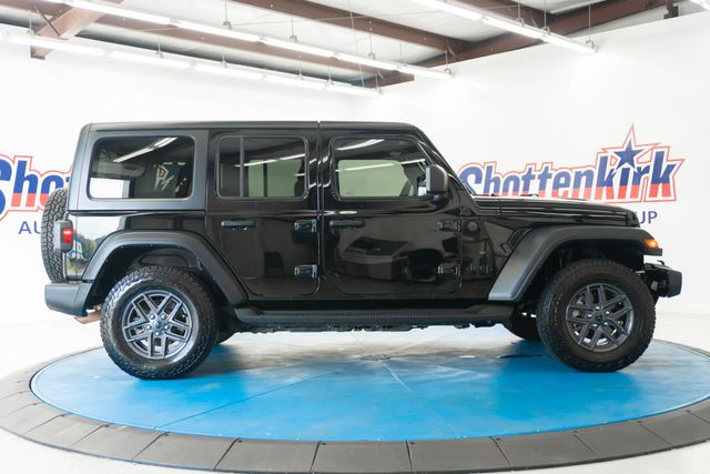 Used 2024 Jeep Wrangler SUV