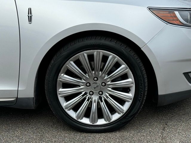 2016 Lincoln MKS Base 35