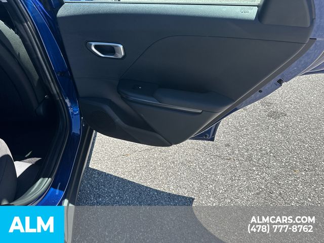 Used 2025 Blue Kia LXS image 18