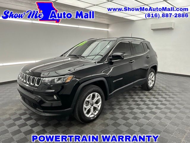 Diamond Black Crystal Pearlcoat 2025 Jeep Compass Latitude 4WD SUV / Crossover Four-Wheel Drive 8-Speed Automatic