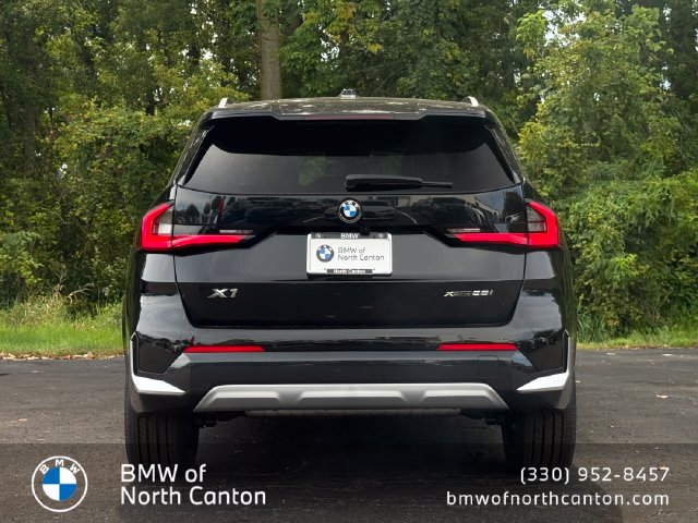 New 2027 Black BMW xDrive28i image 11