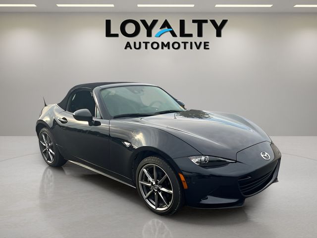 Used 2022 Mazda MX-5 Miata Convertible