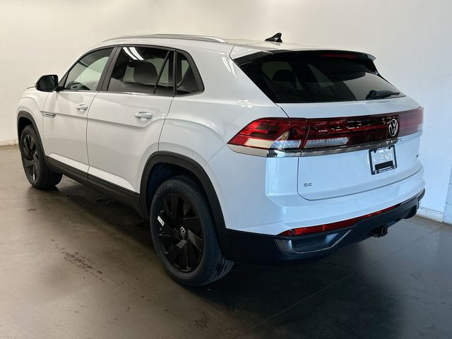 2026 Volkswagen Atlas Cross Sport 2.0T SE w/Technology White/off-white at Sutliff Volkswagen