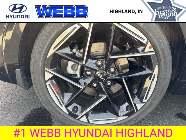 Used 2025 Gray Kia GT-Line image 37