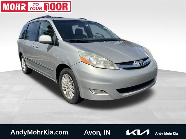 2008 Toyota Sienna Minivan Front-Wheel Drive 5-Speed Automatic Overdrive
