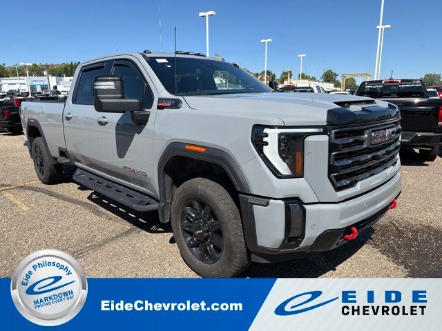 2024 GMC Sierra 2500HD AT4 Crew Cab 4WD