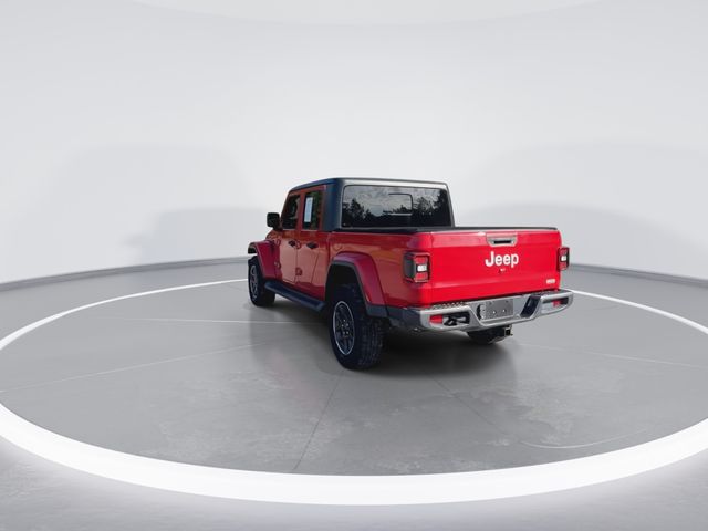 Used 2021 Red Jeep Overland image 9