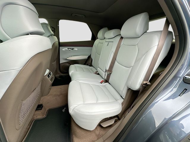 2026 Genesis GV70 Advanced 17