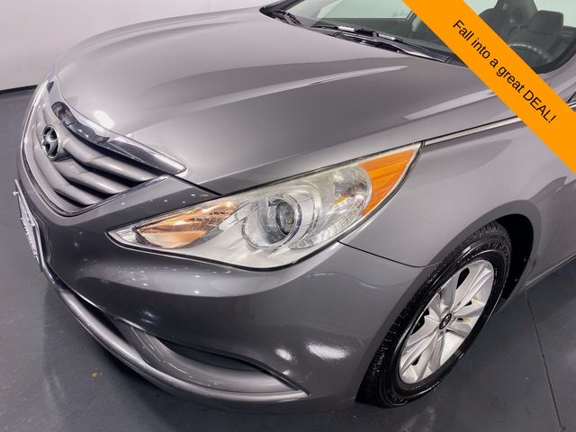 2011 Hyundai Sonata GLS 25