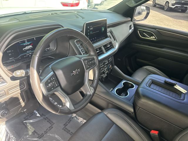 Used 2023 White Chevrolet Z71 image 18