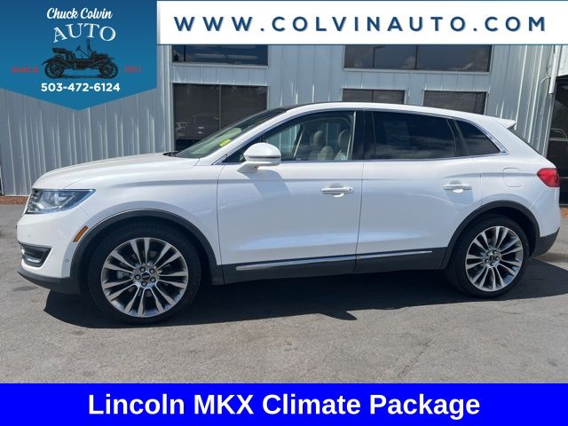 White Platinum Metallic Tri-Coat 2017 Lincoln MKX Reserve AWD SUV / Crossover All-Wheel Drive 6-Speed Automatic