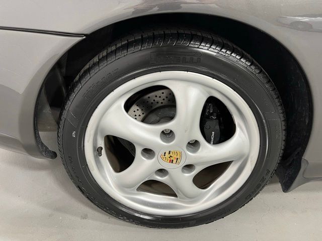 1999 Porsche 911 Carrera 4 photo