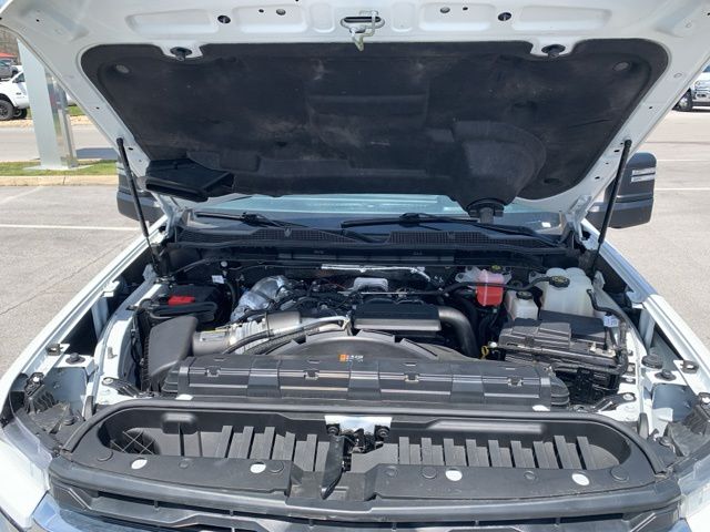 2024 Chevrolet Silverado 3500HD LT photo