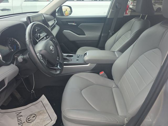 Used 2024 Toyota Highlander Hybrid SUV