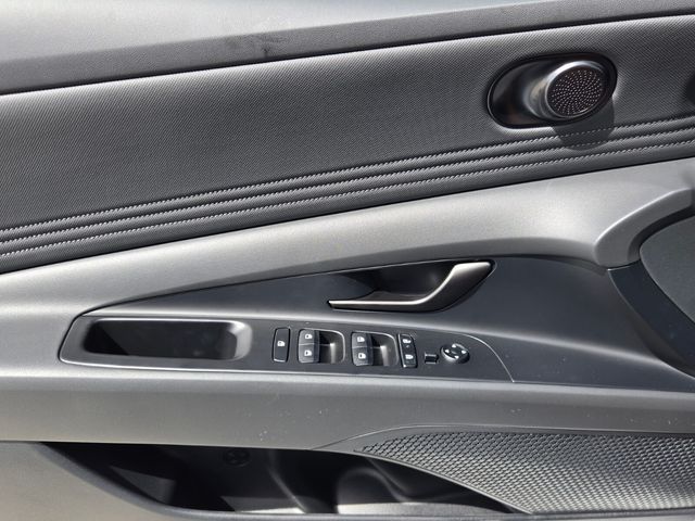 2026 Hyundai Elantra - $23,786