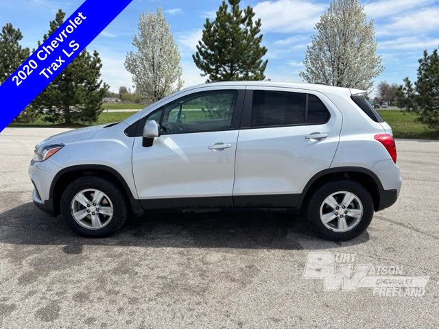 2020 Chevrolet Trax LS photo