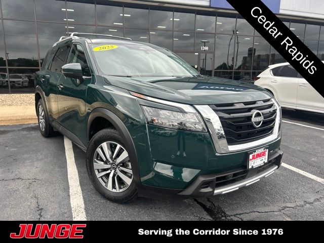 Black (Obsidian Green Pearl) 2025 Nissan Pathfinder SUV / Crossover All-Wheel Drive 9-Speed Automatic