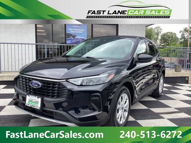 Black Metallic 2024 Ford Escape SUV / Crossover Front-Wheel Drive 8-Speed Automatic