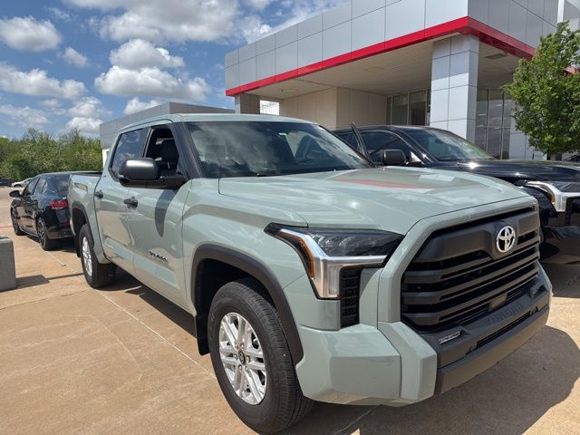 Lunar 2025 Toyota Tundra SR5 CrewMax Cab 4WD Pickup Truck Four-Wheel Drive Automatic