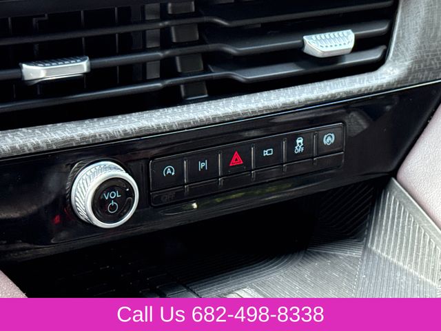 Used 2025 Ford Explorer SUV