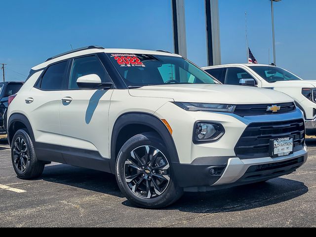 Summit White 2022 Chevrolet Trailblazer SUV / Crossover Four-Wheel Drive 9-Speed Automatic