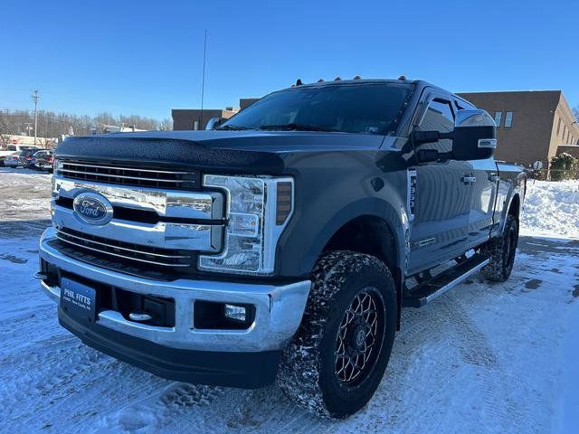 2019 Ford F-350SD Lariat - 2